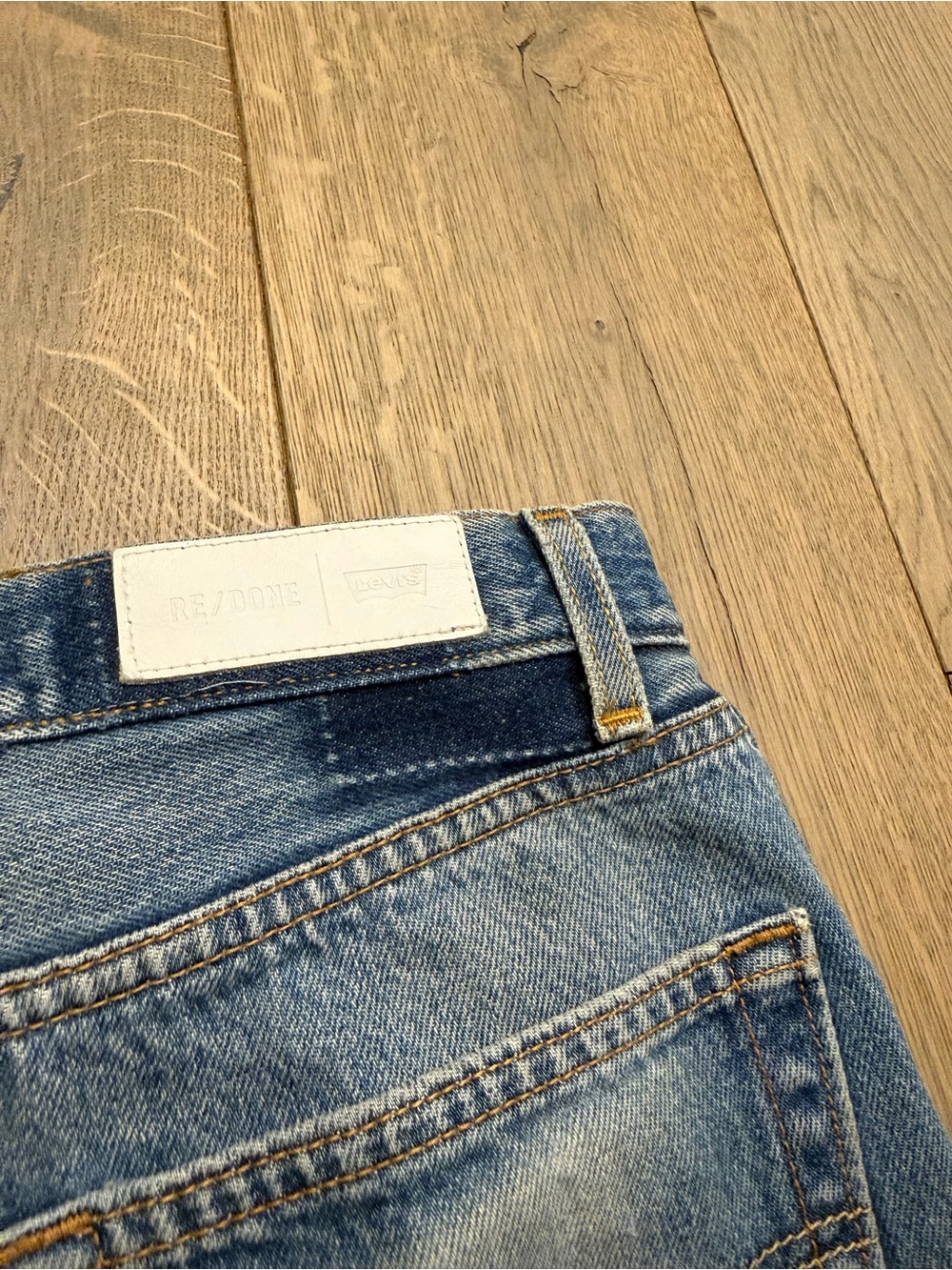 Re/Done x Levi’s High Rise Crop - Picture 9 of 9